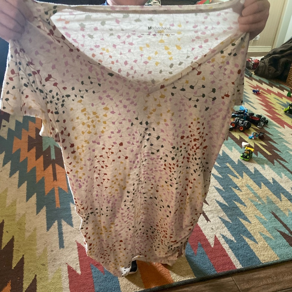 Cream maternity shirt w/ dandelion petals